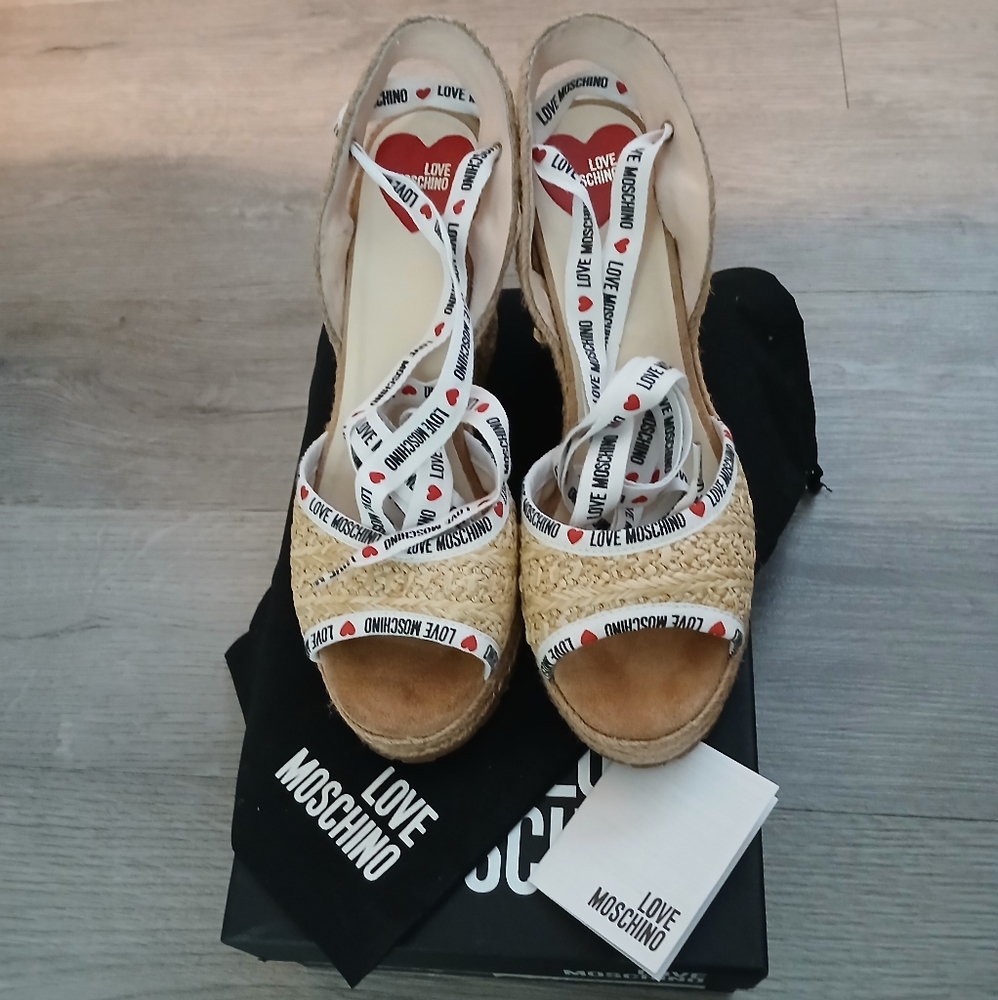 MOSCHINO Raffia espadrille LOVE wedges
